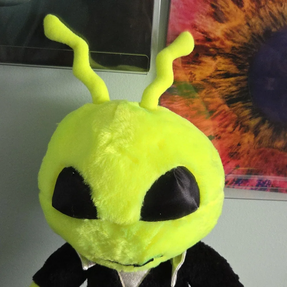 Vintage 1997 Large 19” Alien Namco Large Plush